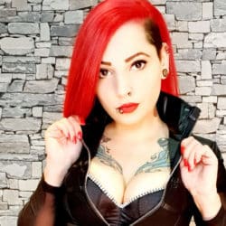 Avatar of LadyRockabella